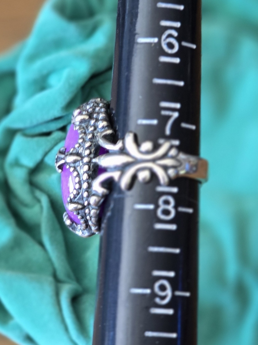 CAROLYN POLLACK Ring Size 7.5, Genuine Oval Charoite Sterling Silver. GORGEOUS! - Picture 5 of 6